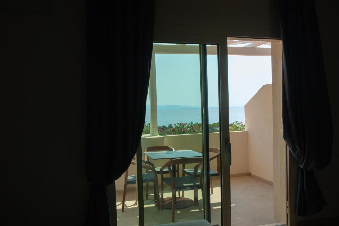 Resort Capo Bianco Порто Адзуро Екстериор снимка